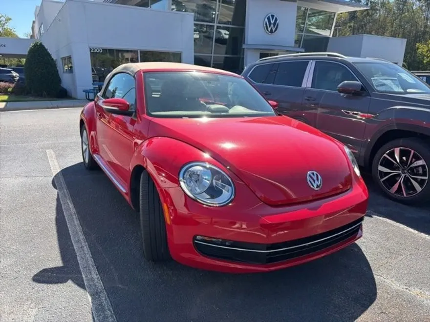 2014 Volkswagen Beetle TDI Convertible photo 1