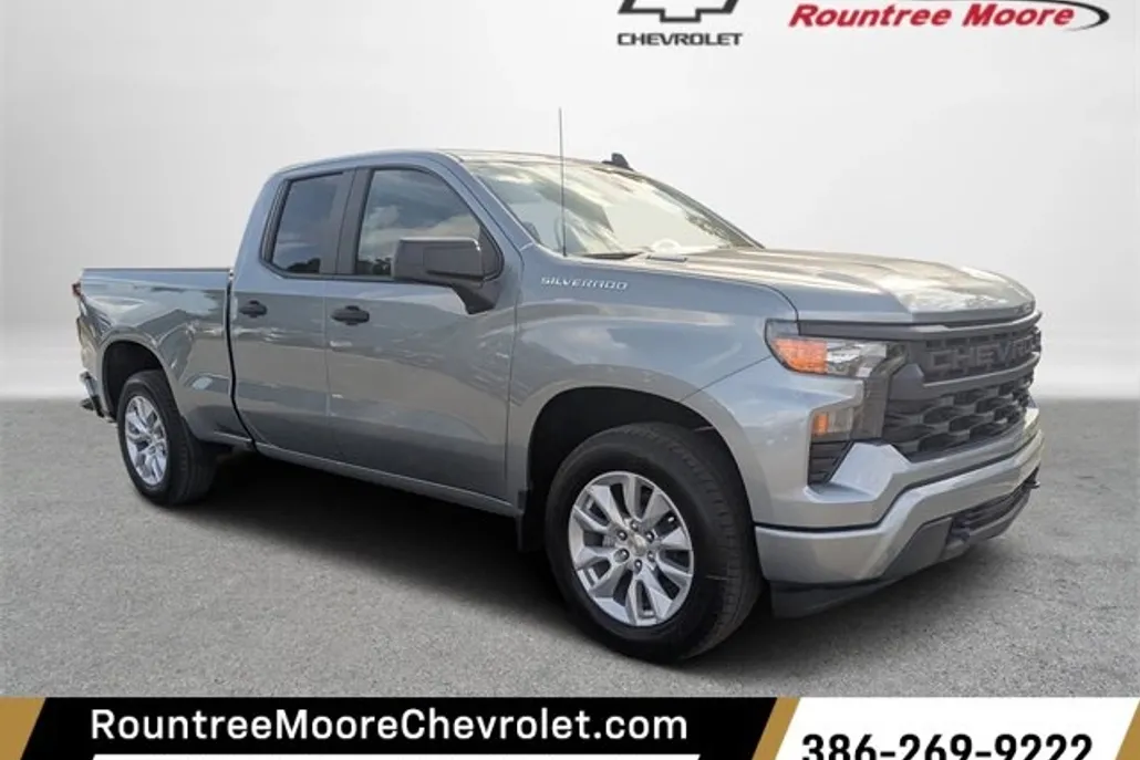 2026 Chevrolet Silverado 1500 Custom photo 1
