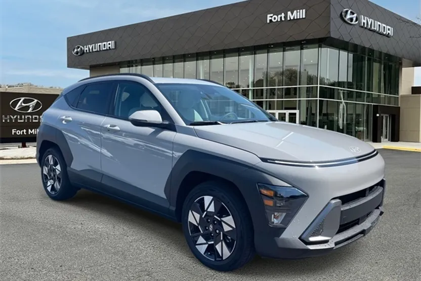 2025 Hyundai Kona SEL photo 1