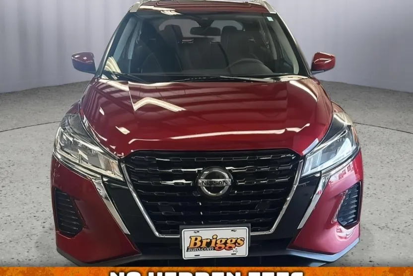 2021 Nissan Kicks SV photo 1