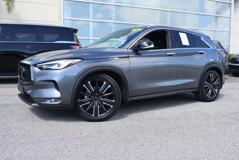 2021 Infiniti QX50 Luxe photo 1