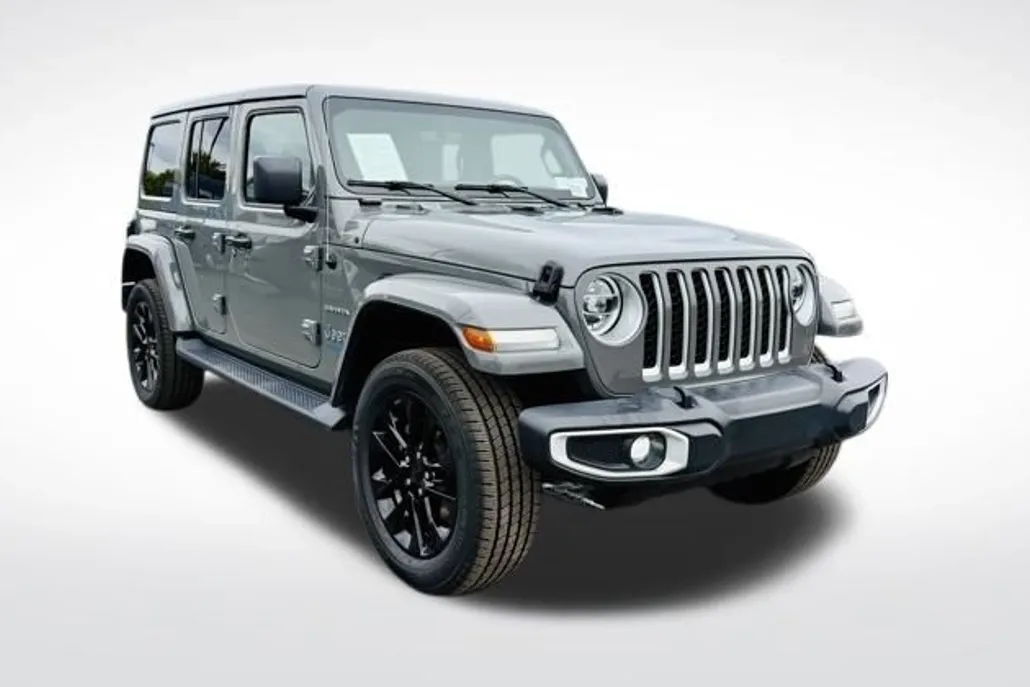 2021 Jeep Wrangler Unlimited Sahara 4xe photo 1