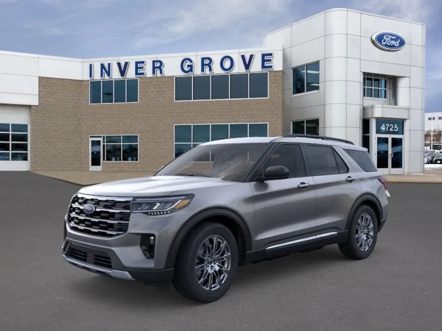 2025 Ford Explorer photo 1