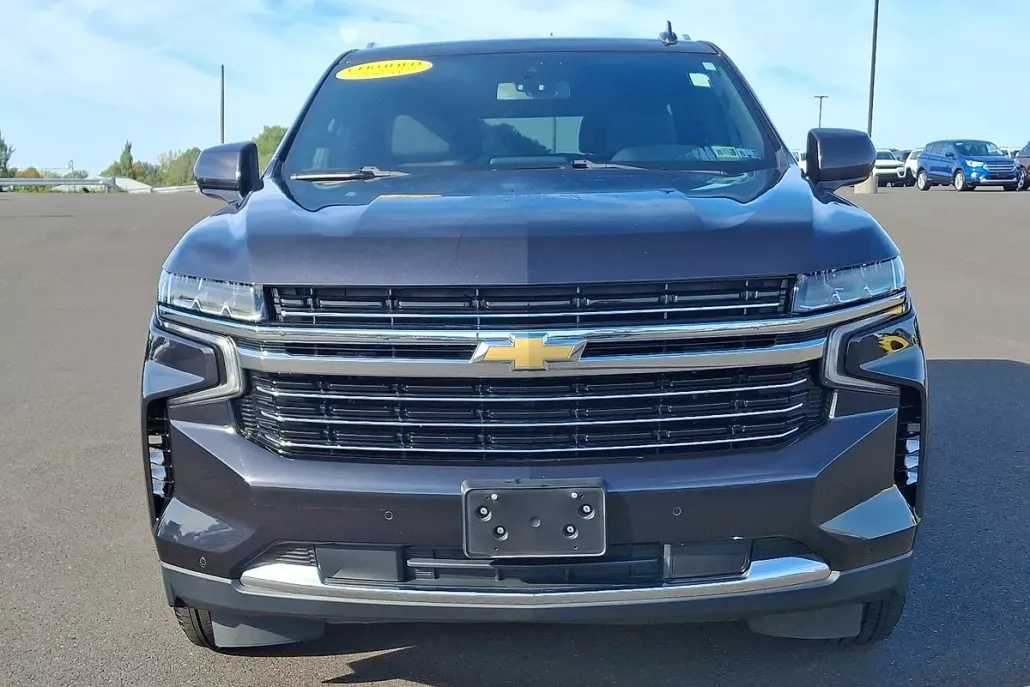 2022 Chevrolet Tahoe LT photo 1