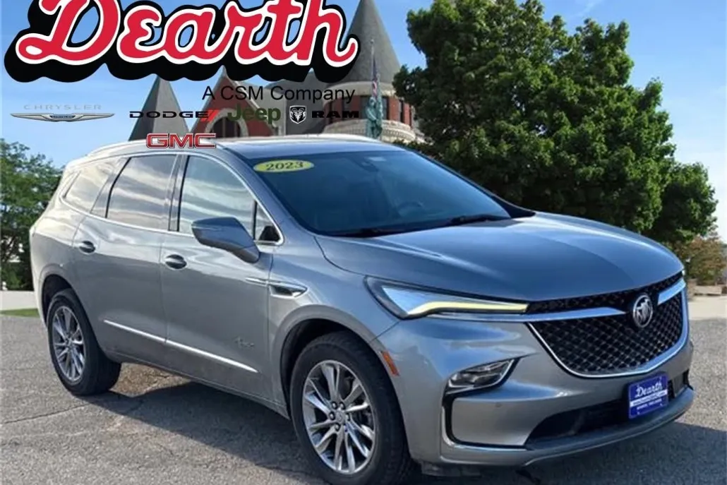 2023 Buick Enclave Avenir photo 1
