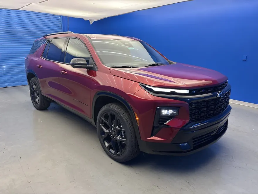 2026 Chevrolet Traverse RS photo 1