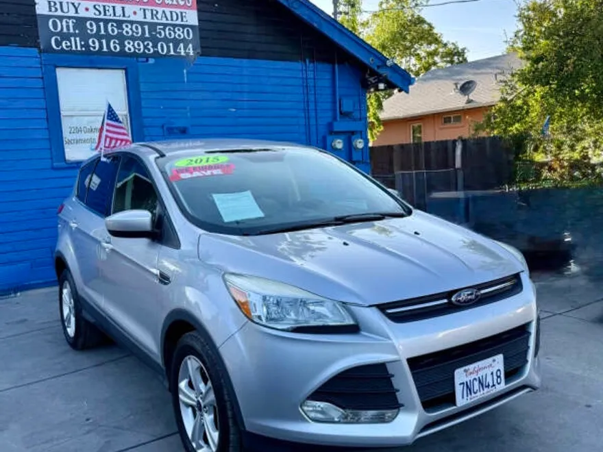 2015 Ford Escape SE photo 1