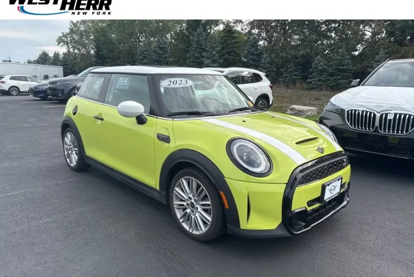 2023 Mini Cooper 2 Door Hardtop S photo 1