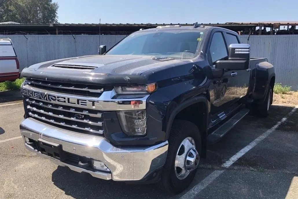 2020 Chevrolet Silverado 3500HD LTZ photo 1