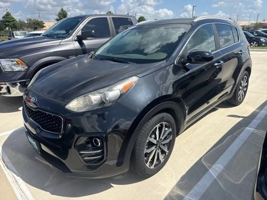 2017 Kia Sportage EX photo 1