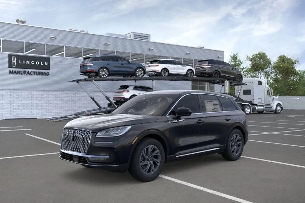 2025 Lincoln Corsair Premiere photo 1