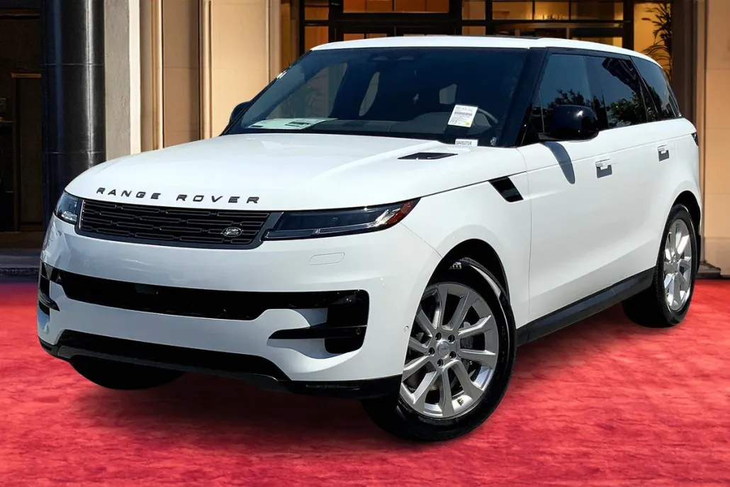 2025 Land Rover Range Rover Sport P360 SE photo 1