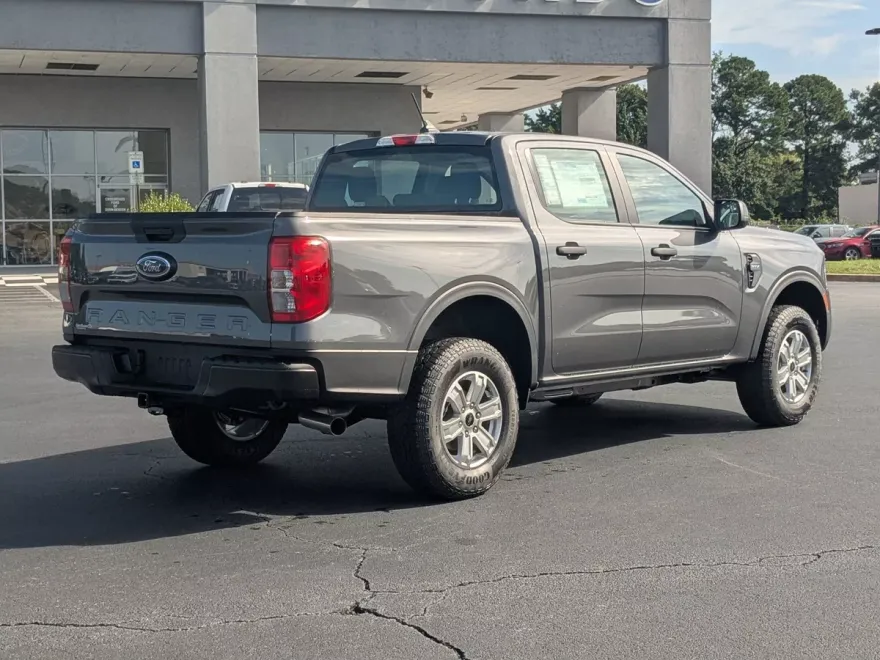 2025 Ford Ranger XL photo 1