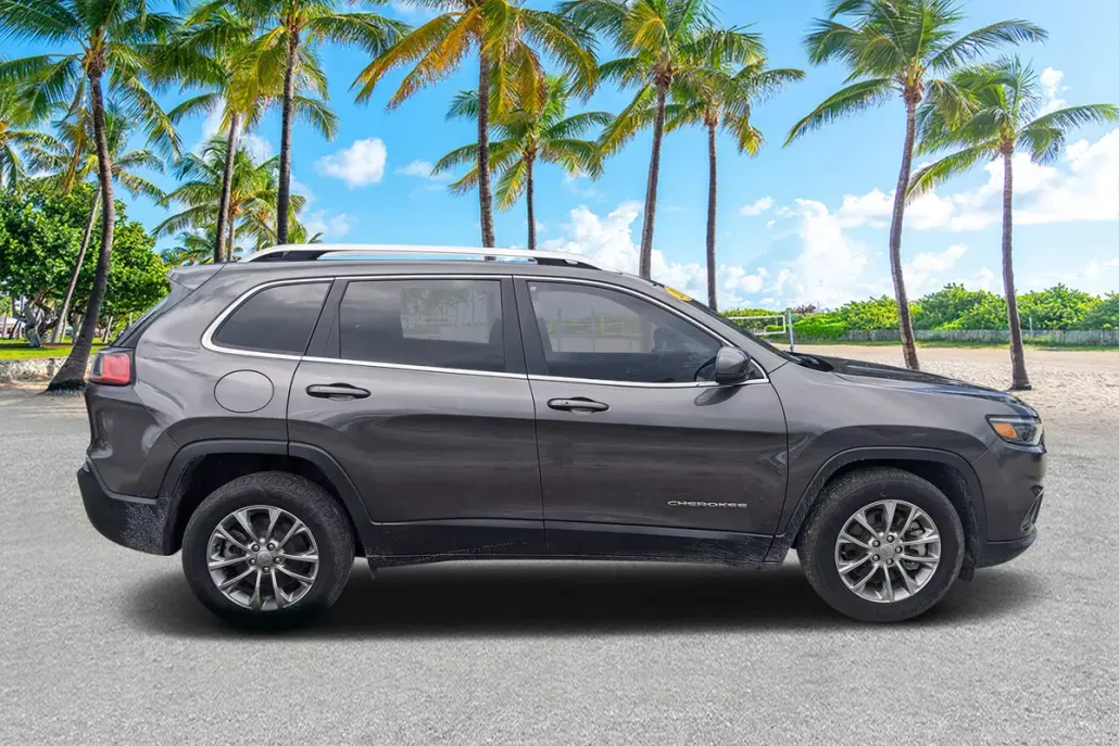 2021 Jeep Cherokee Latitude Lux photo 1