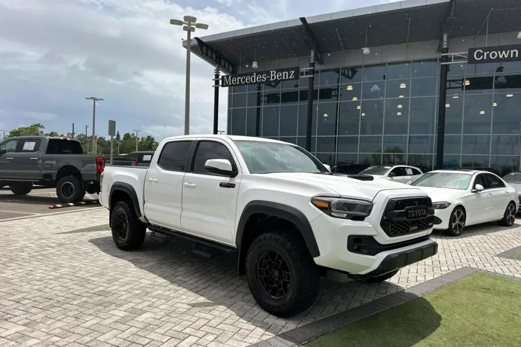 2021 Toyota Tacoma 4x4 TRD Pro photo 1