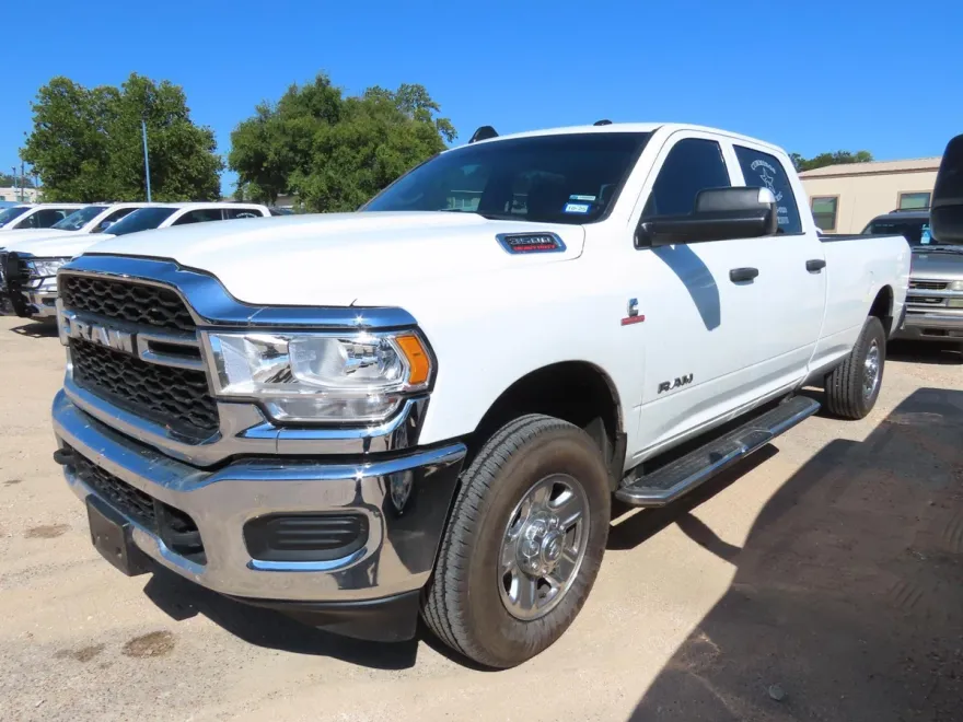 2022 Ram 3500 Tradesman photo 1