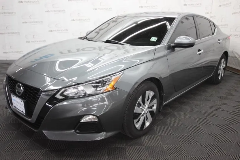 2021 Nissan Altima 2.5 S photo 1