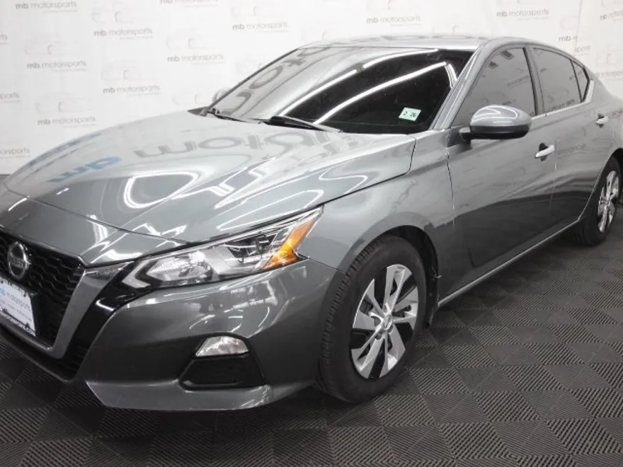 2021 Nissan Altima 2.5 S photo 1