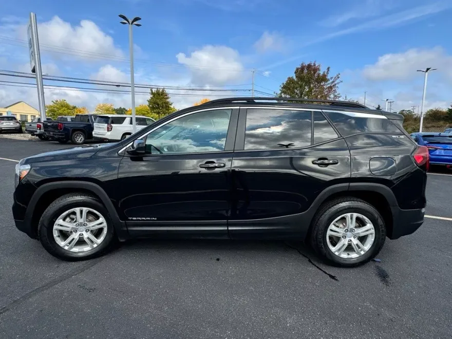 2022 Gmc Terrain SLE photo 1
