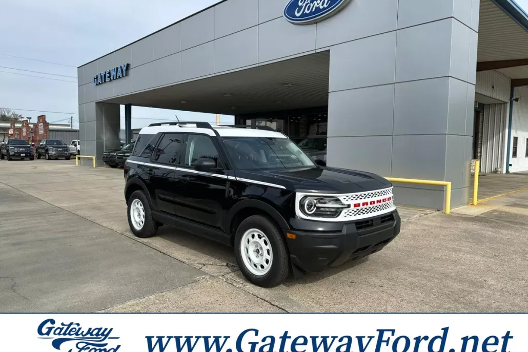 2025 Ford Bronco Sport Heritage photo 1