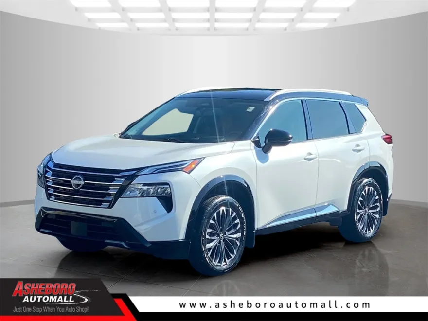 2024 Nissan Rogue Platinum photo 1