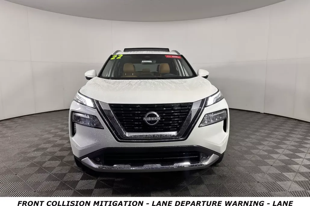 2022 Nissan Rogue AWD Platinum photo 1