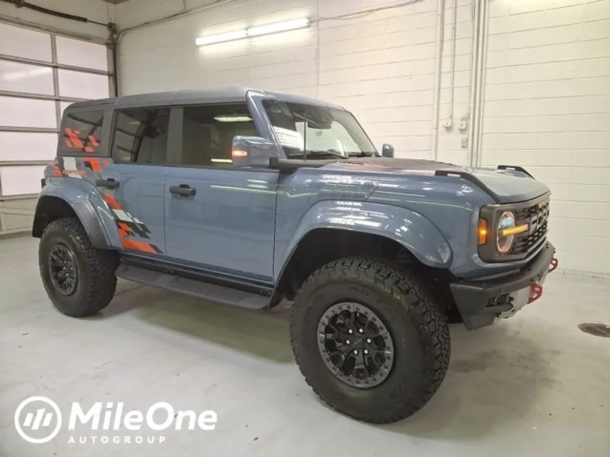 2024 Ford Bronco Raptor photo 1