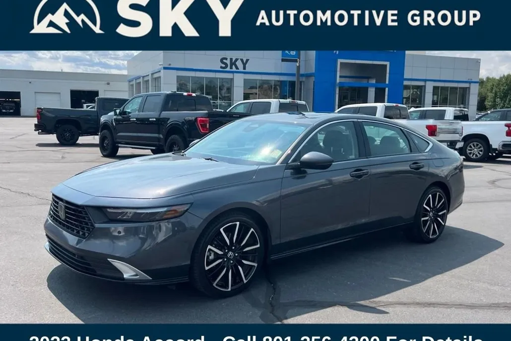 2023 Honda Accord Hybrid Touring photo 1