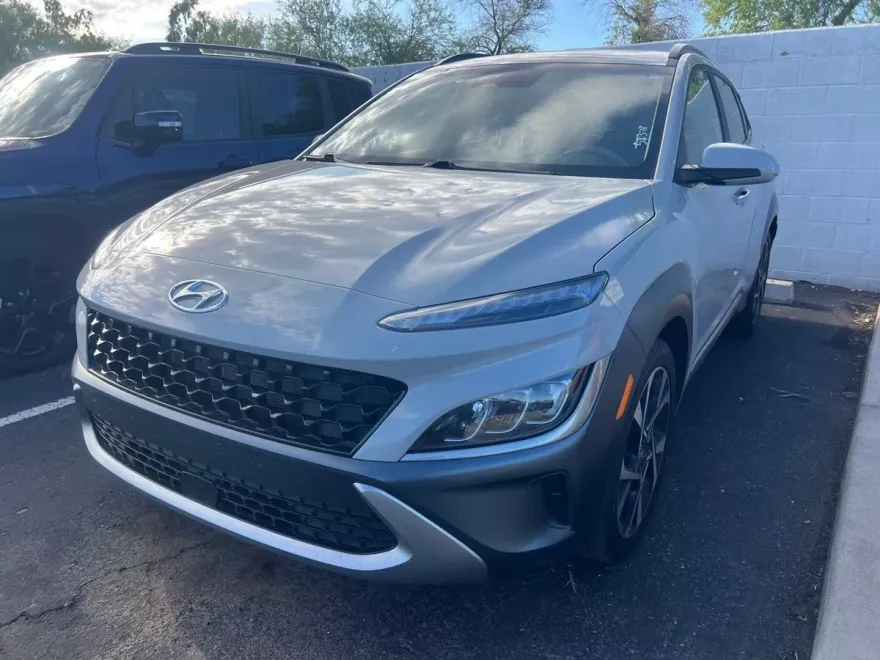 2023 Hyundai Kona Limited photo 1