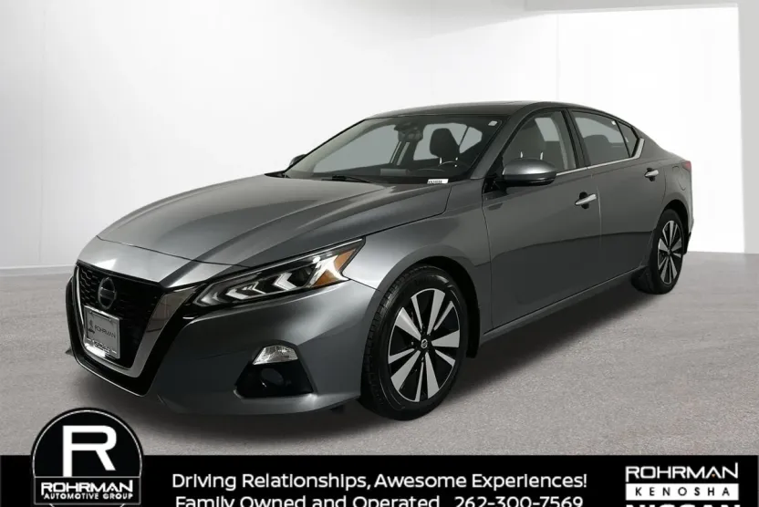 2020 Nissan Altima 2.5 SV photo 1