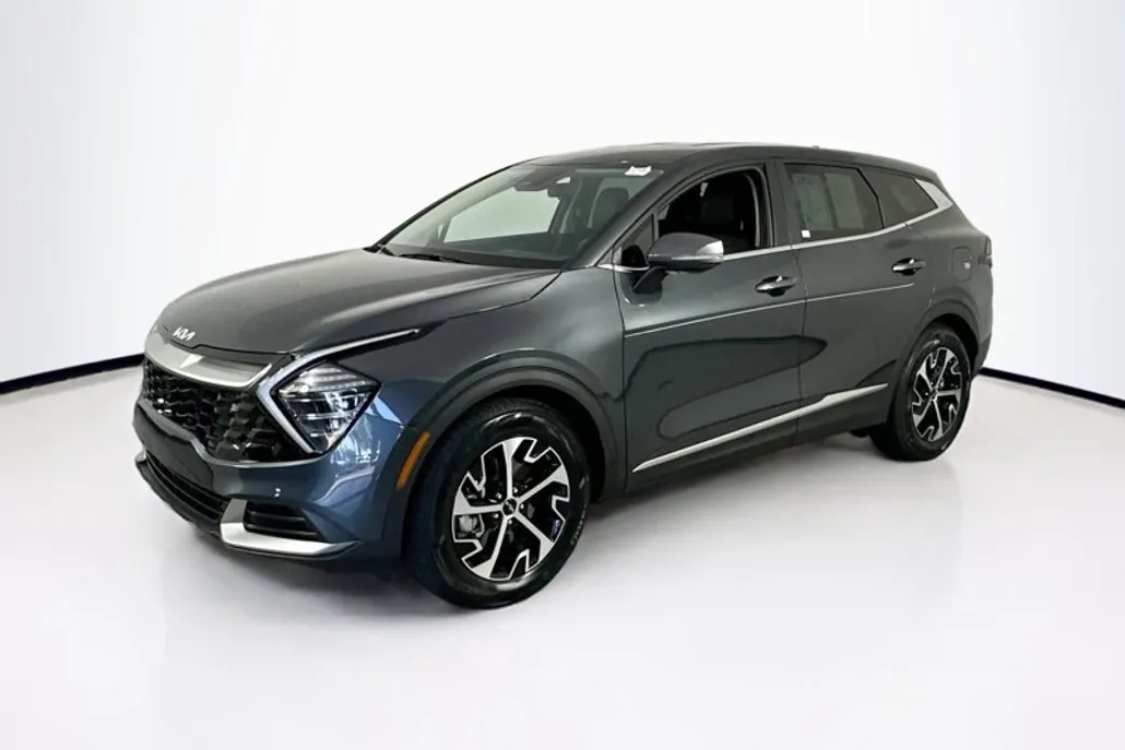 2024 Kia Sportage EX photo 1