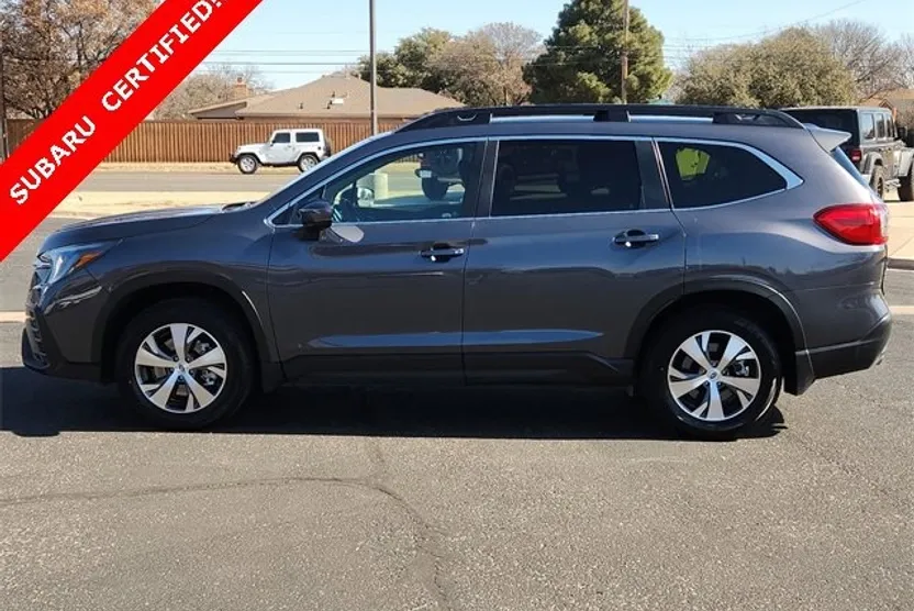 2024 Subaru Ascent Premium photo 1