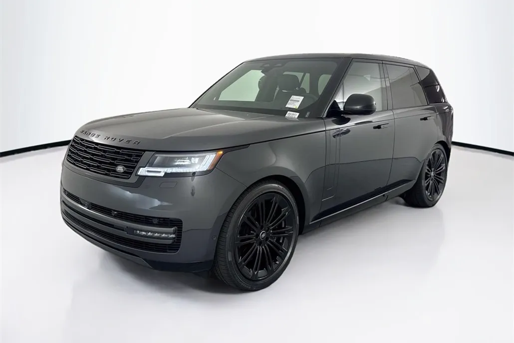 2025 Land Rover Range Rover SE photo 1