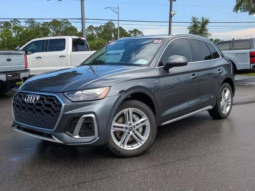 2021 Audi Q5 Premium 55 TFSI e photo 1