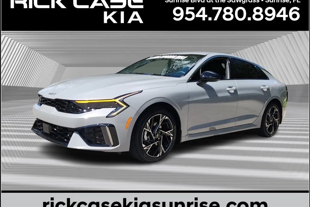 2026 Kia K5 GT-Line photo 1