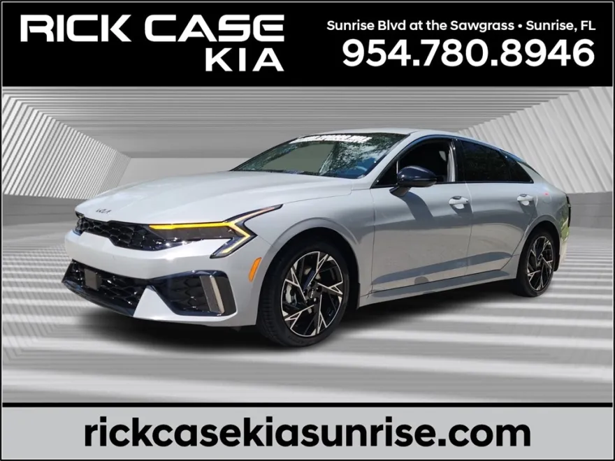 2026 Kia K5 GT-Line photo 1