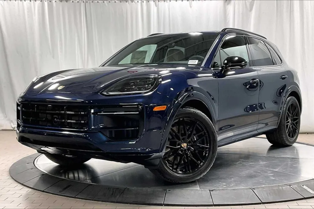 2025 Porsche Cayenne photo 1