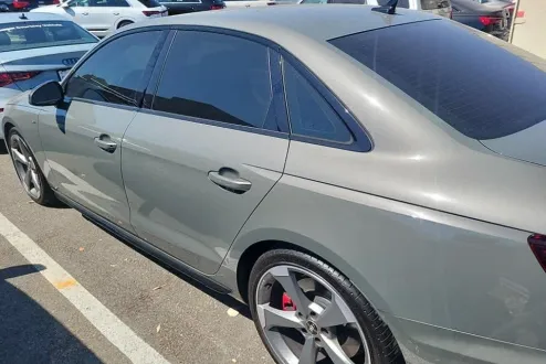 2023 Audi A4 S line Quattro Premium Plus photo 2
