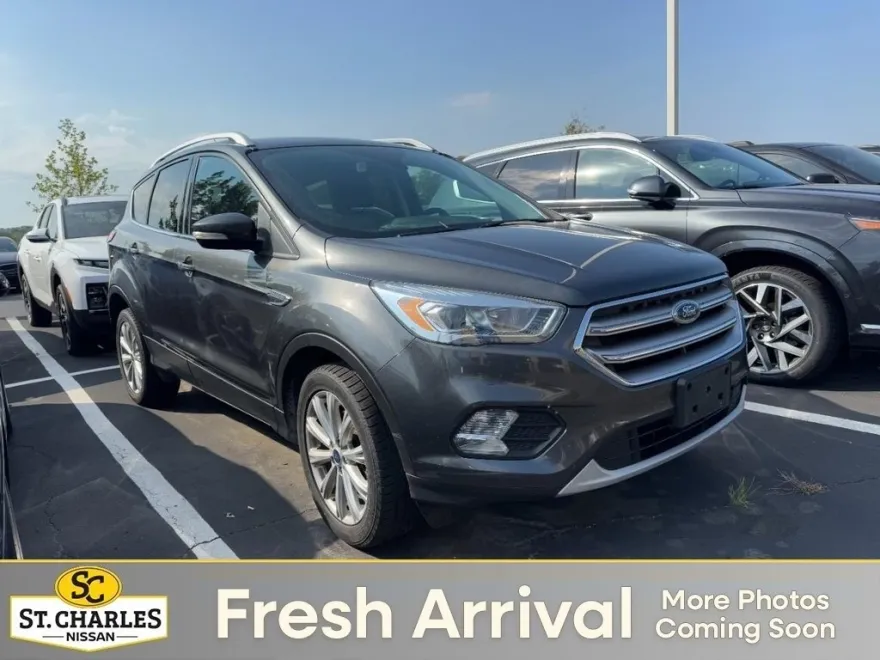 2017 Ford Escape Titanium photo 1