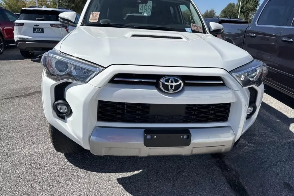 2024 Toyota 4Runner TRD photo 1