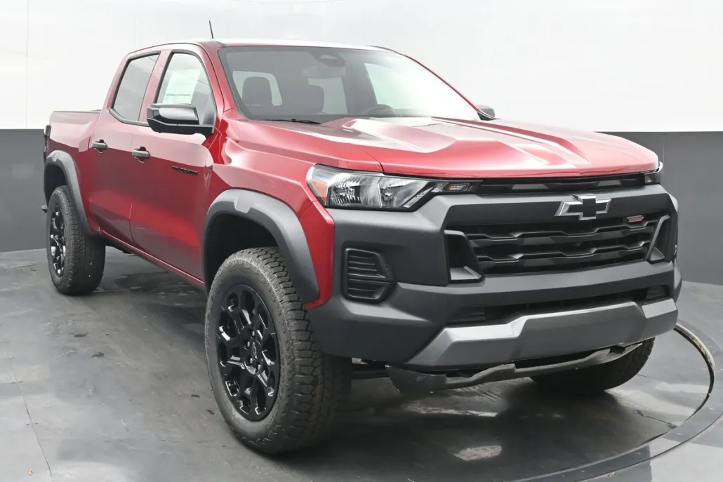2026 Chevrolet Colorado Trail Boss photo 1