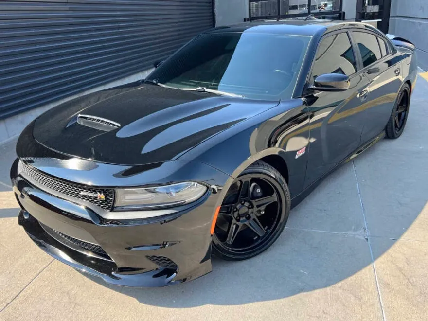 2020 Dodge Charger Scat Pack photo 1