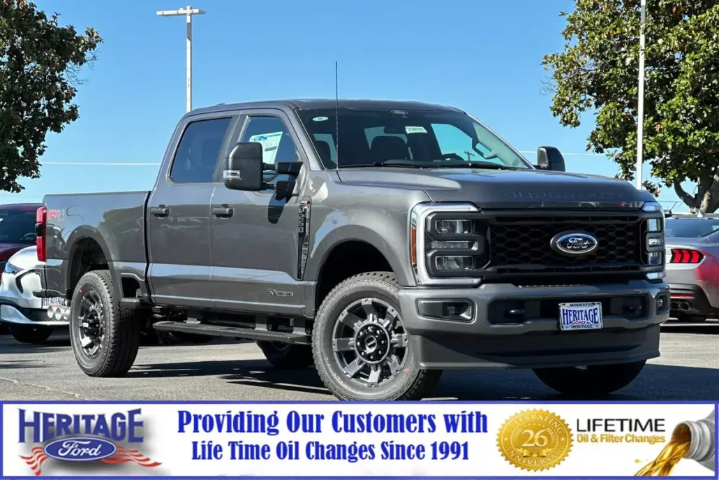 2025 Ford F-250 photo 1