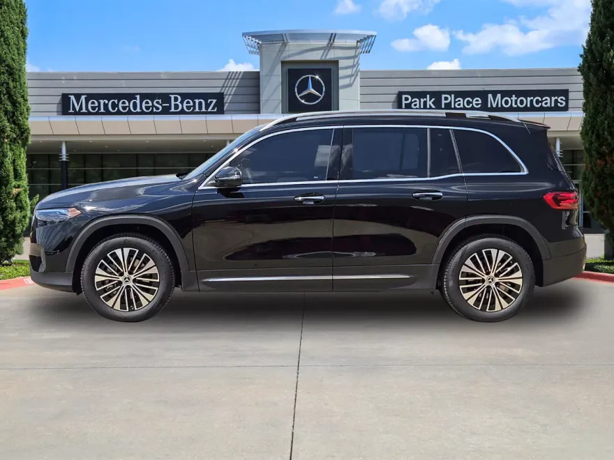 2025 Mercedes Benz EQB 250+ photo 1