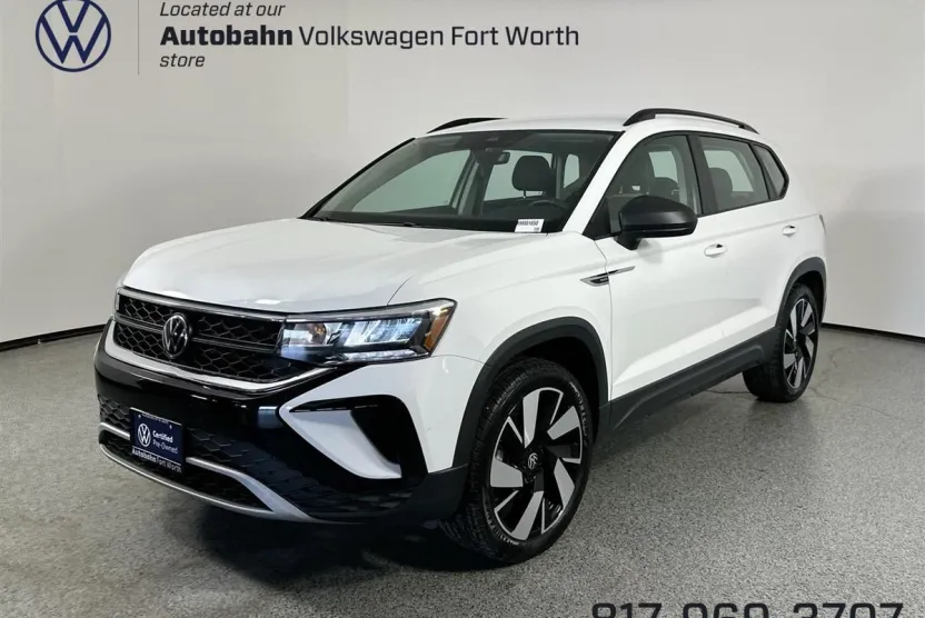 2024 Volkswagen Taos S photo 1