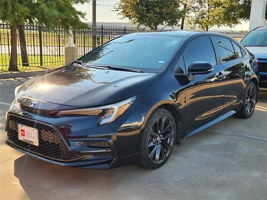2023 Toyota Corolla Hybrid SE photo 1