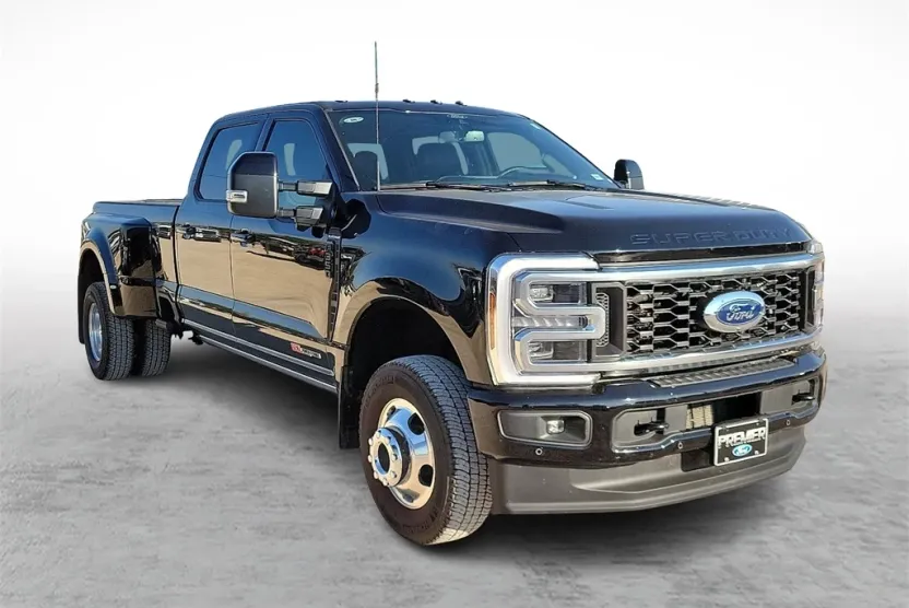2025 Ford F-350 photo 1