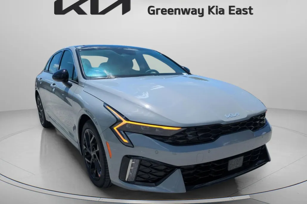 2026 Kia K5 GT-Line photo 1