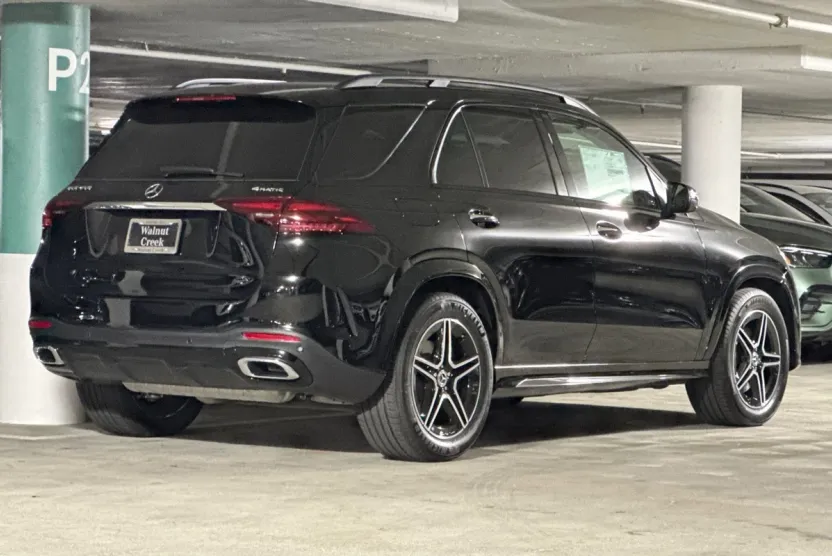 2026 Mercedes Benz GLE 450 4MATIC photo 1