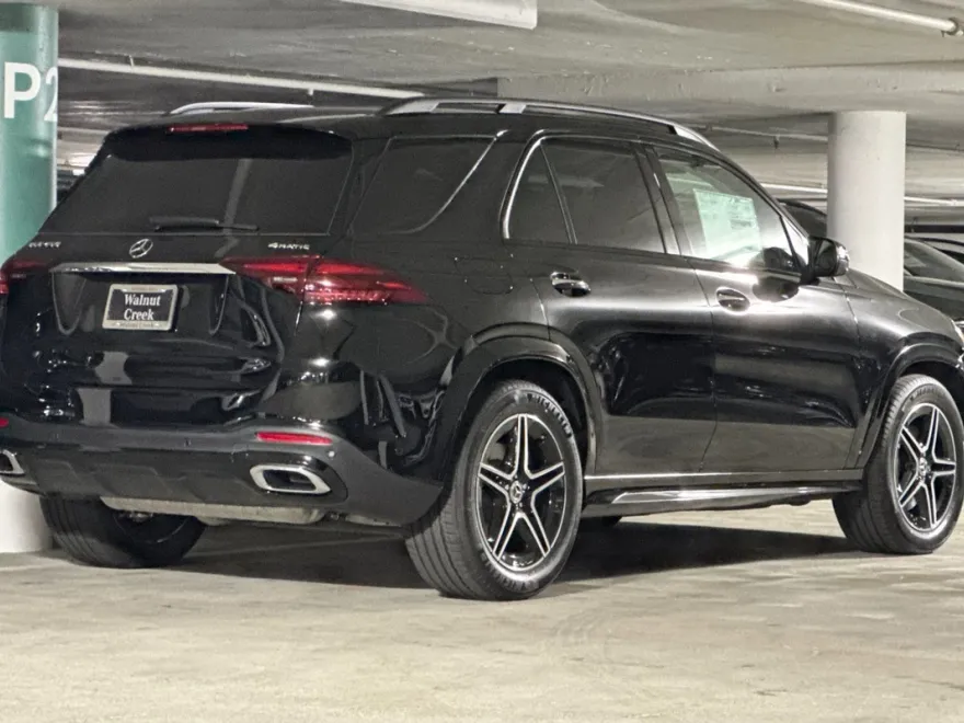 2026 Mercedes Benz GLE 450 4MATIC photo 1